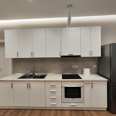 Pandora'S Box Apartament Тирана Экстерьер фото