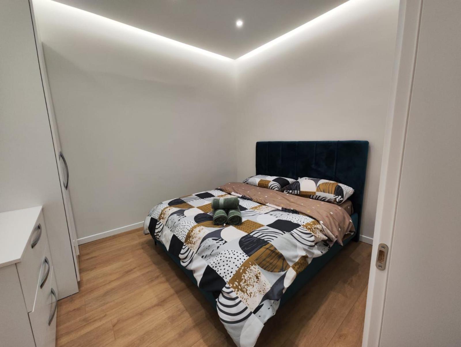 Pandora'S Box Apartament Тирана Экстерьер фото
