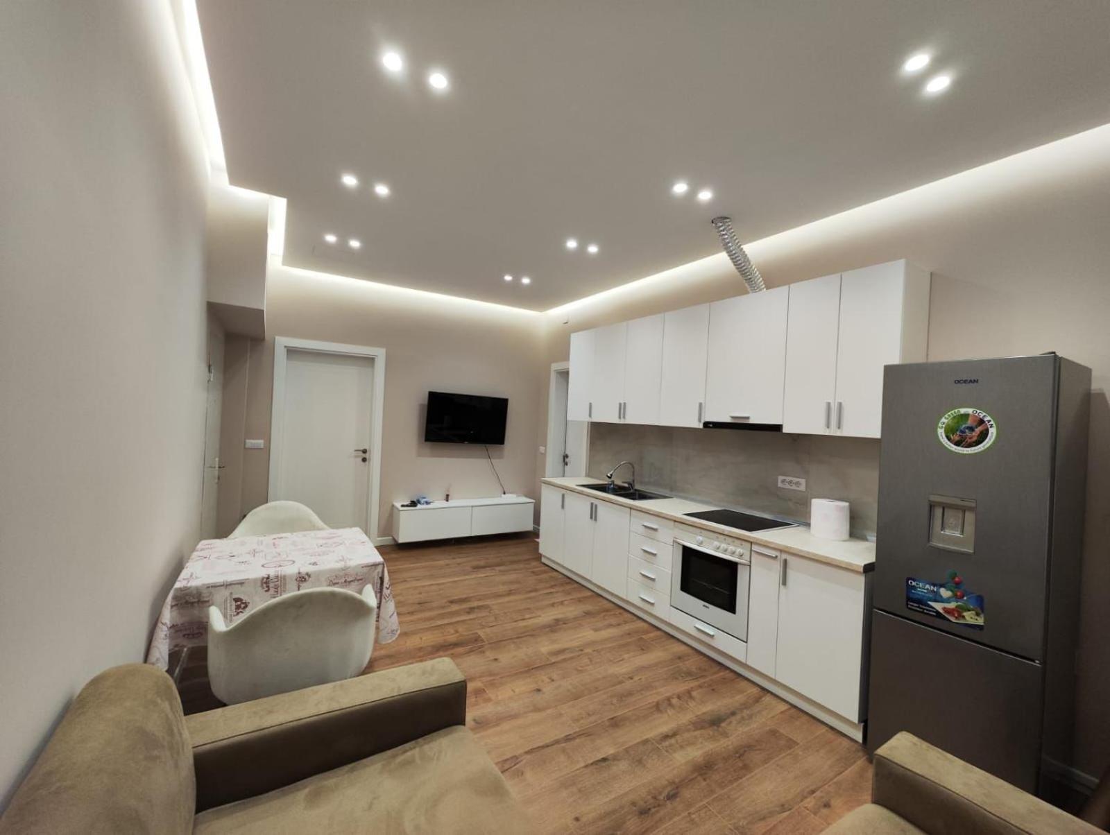 Pandora'S Box Apartament Тирана Экстерьер фото
